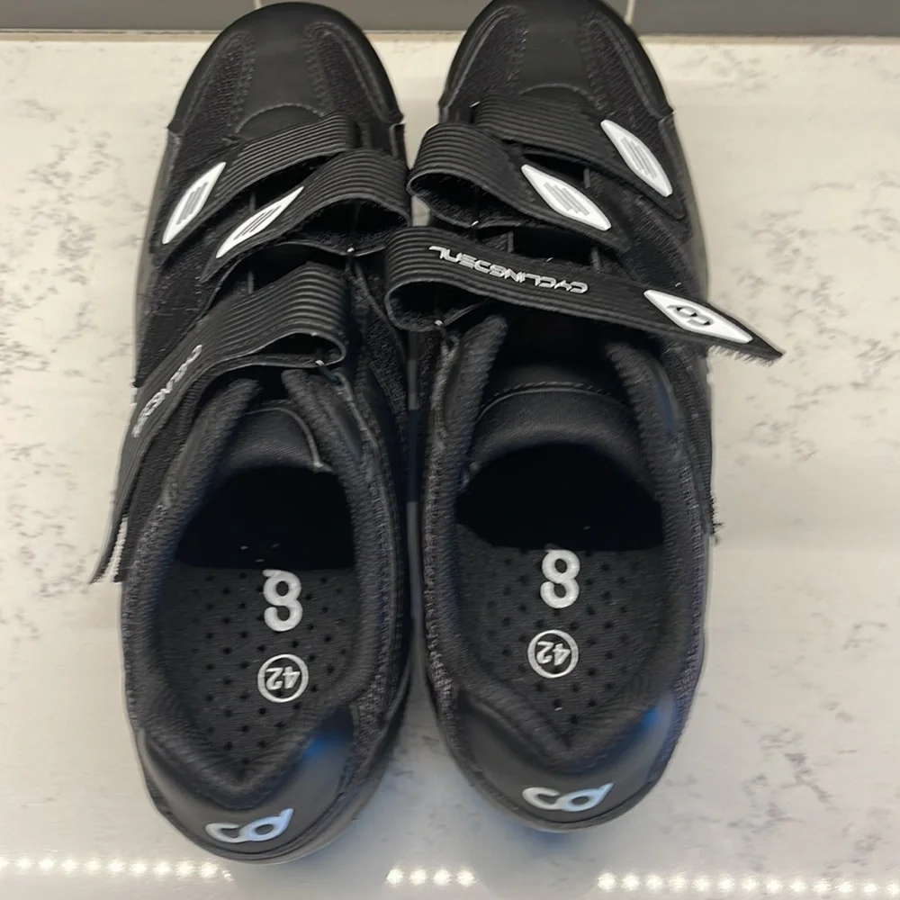 Cyclingdeal riding shoes